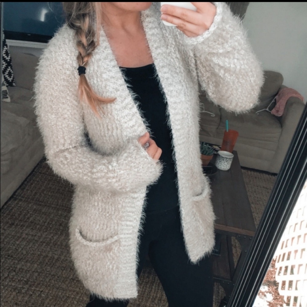 Express cardigan / sweater